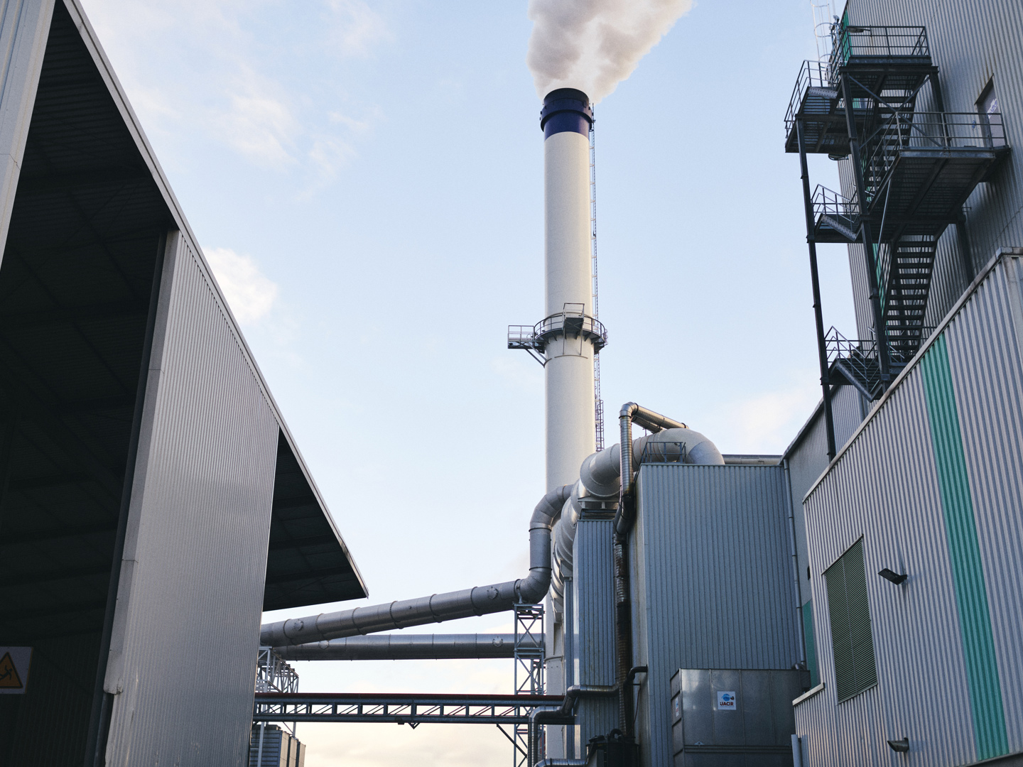 Nasze zakłady: dostarczanie jakości z zaangażowaniem w zrównoważony rozwój