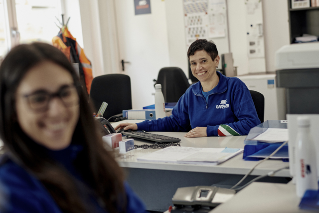 Nasza polityka DE&I: wspieranie kultury pracy zespołowej, różnorodności i równych szans